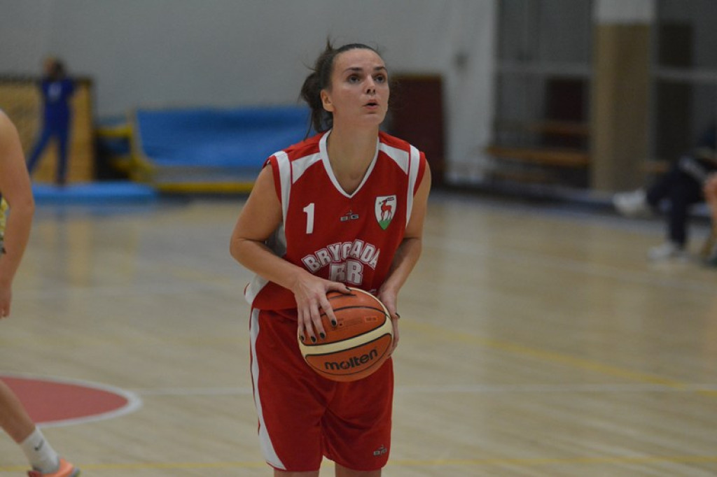 KSK Stal Brzeg wygrywa na inaugurację sezonu ! [galeria]