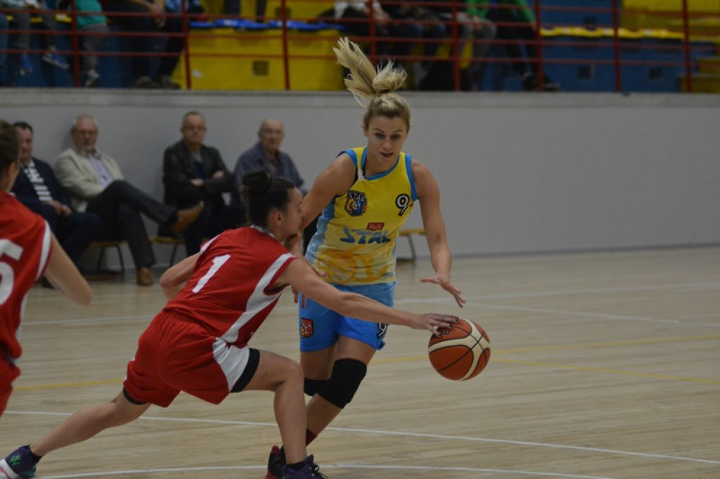 KSK Stal Brzeg wygrywa na inaugurację sezonu ! [galeria]