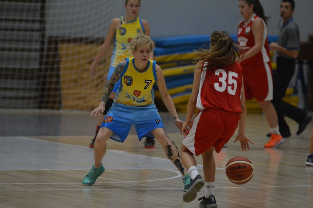 KSK Stal Brzeg wygrywa na inaugurację sezonu ! [galeria]