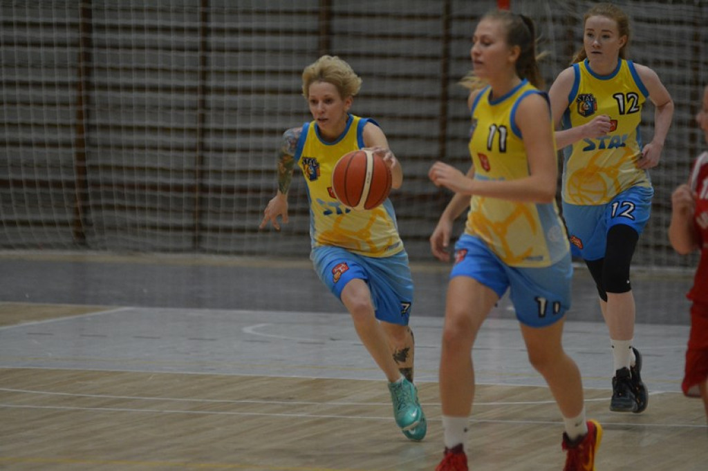 KSK Stal Brzeg wygrywa na inaugurację sezonu ! [galeria]