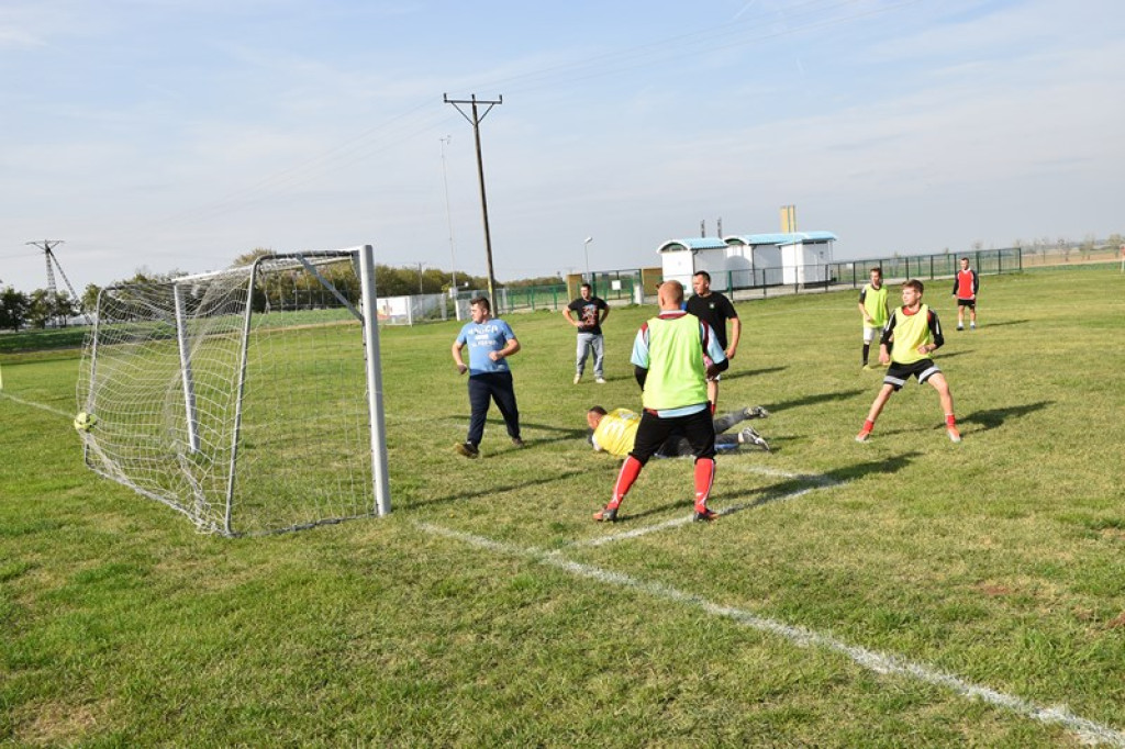 Moc atrakcji w Łosiowie. Trwa festyn charytatywny dla Mateusza [galeria zdjęć]