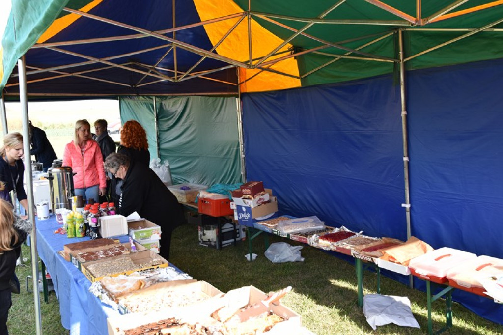 Rekordowa suma podczas festynu charytatywnego w Łosiowie!