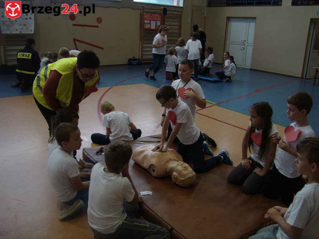 Próba pobicia Rekordu GUINNESS`A w  im. Bohaterów II Wojny Światowej w Czepielowicach