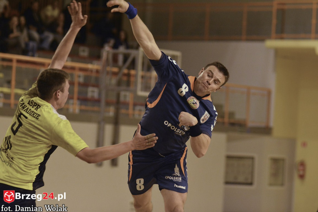 Olimp zwyciężył w pierwszym meczu. ASPR odpadł z Pucharu Polski