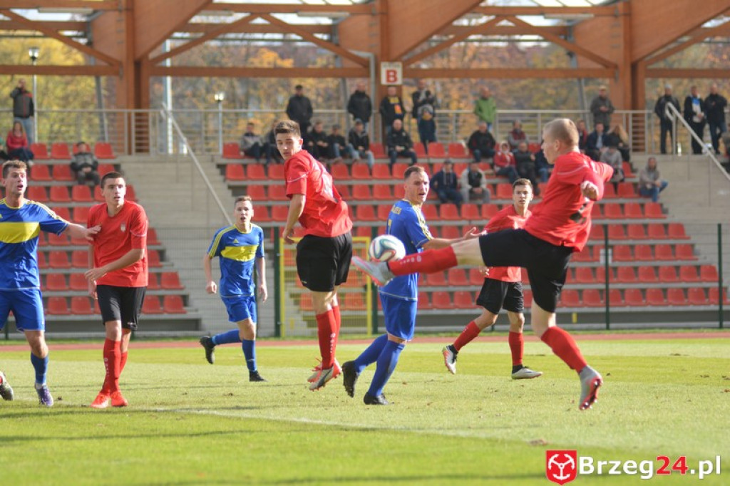 Remis Stali ze Ślęzą. Sześć bramek w Brzegu
