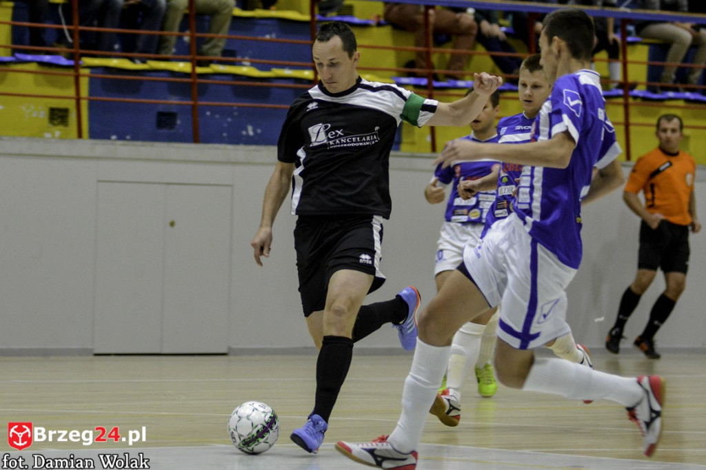KS Gredar Futsal Team Brzeg - LEX Kancelaria Słomniki 5:6 (2:4) [fotorelacja]