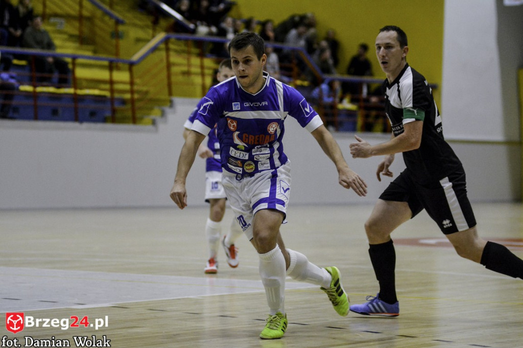 KS Gredar Futsal Team Brzeg - LEX Kancelaria Słomniki 5:6 (2:4) [fotorelacja]