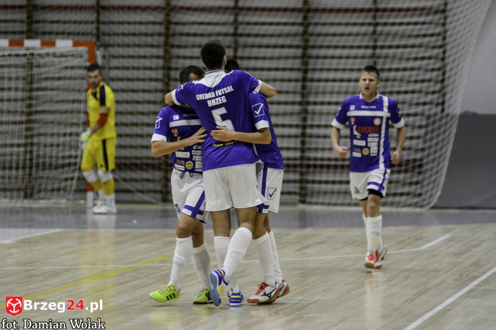 KS Gredar Futsal Team Brzeg - LEX Kancelaria Słomniki 5:6 (2:4) [fotorelacja]
