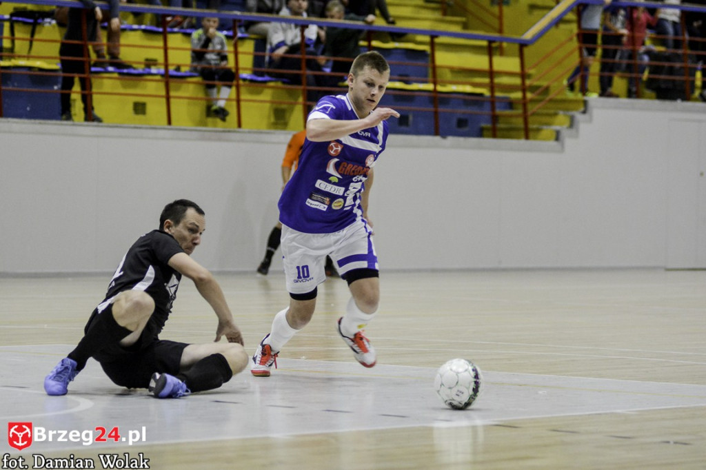 KS Gredar Futsal Team Brzeg - LEX Kancelaria Słomniki 5:6 (2:4) [fotorelacja]