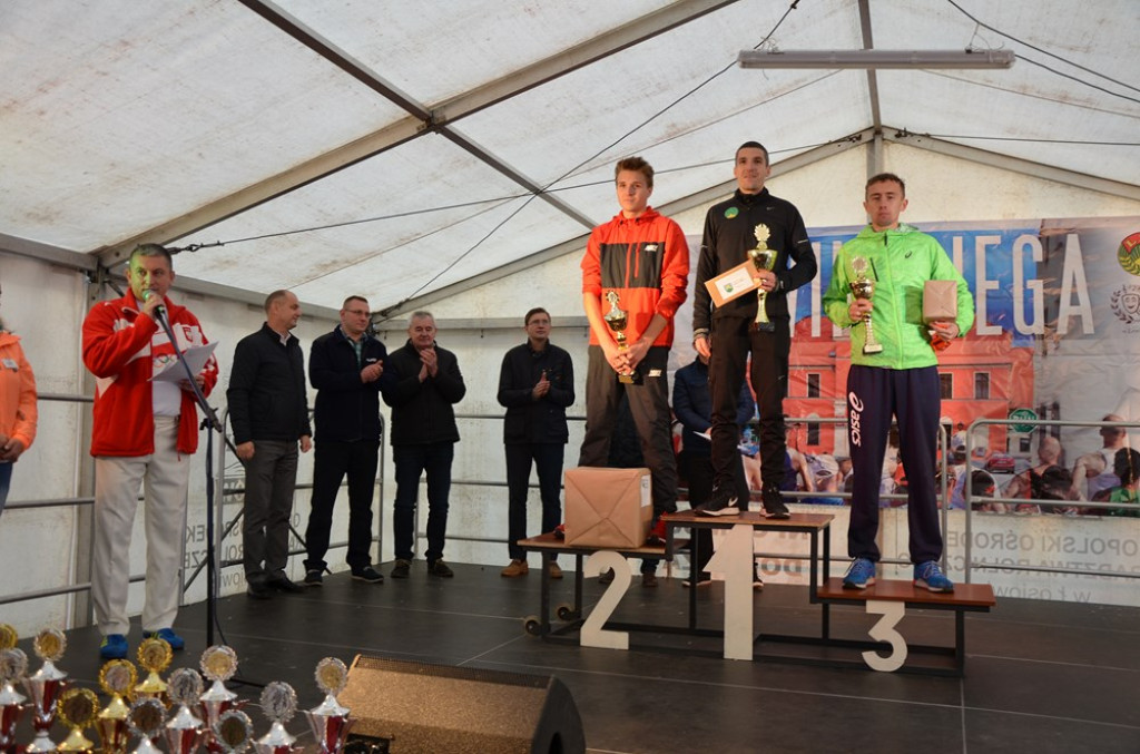 Lewin biegał po raz czwarty !