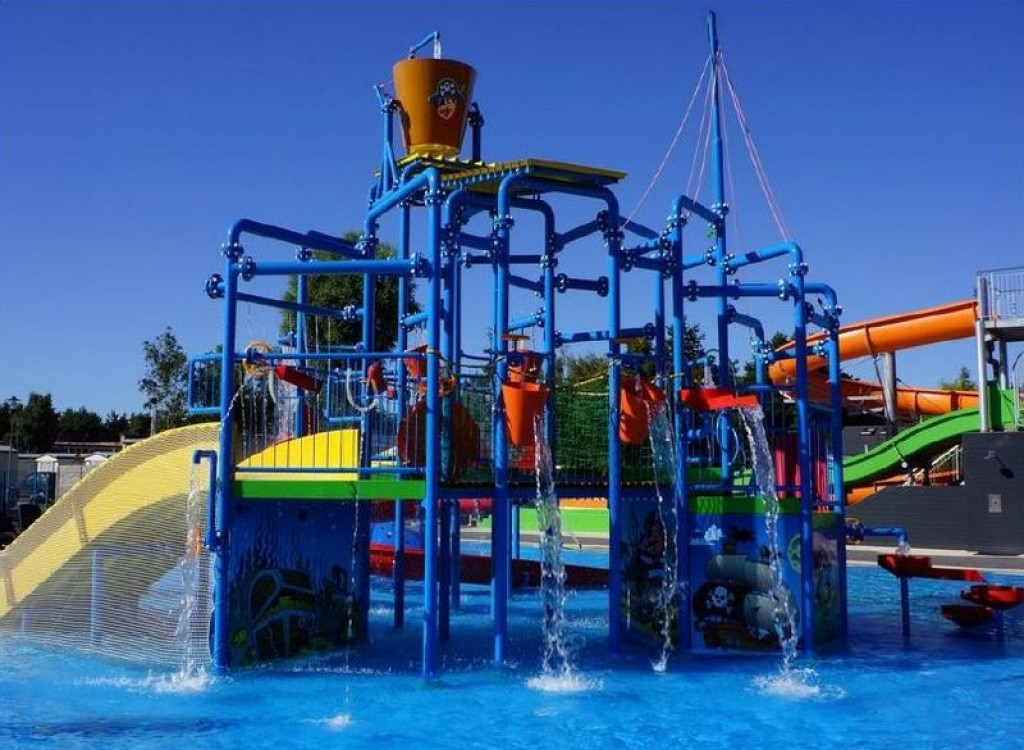 Znamy szczegóły projektu brzeskiego kąpieliska na Korfantego [zdjęcia]