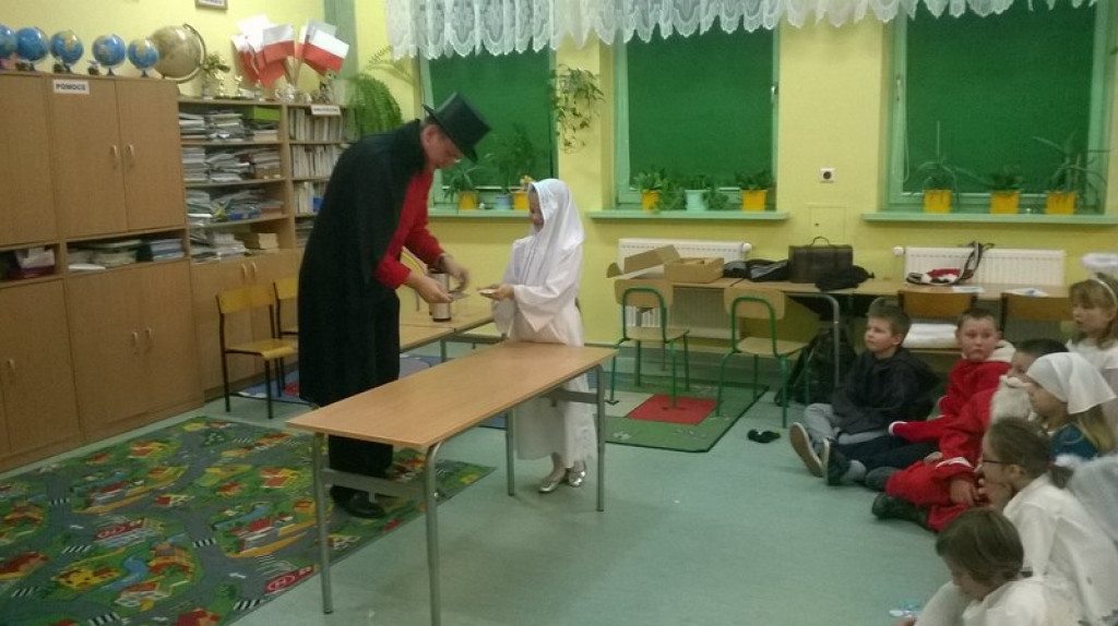 Bal Wszystkich Świętych z Niespodzianką