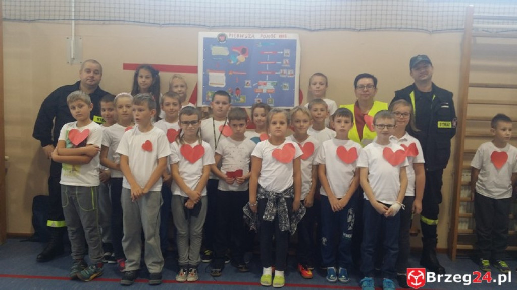 Próba pobicia rekordu Guinness`a w PSP im. Bohaterów II Wojny Światowej w Czepielowicach