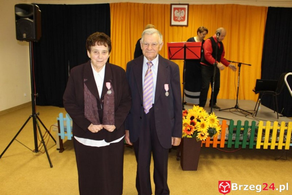 ODZNACZENIA ZA DŁUGOLETNIE POŻYCIE MAŁŻEŃSKIE W GMINIE LUBSZA