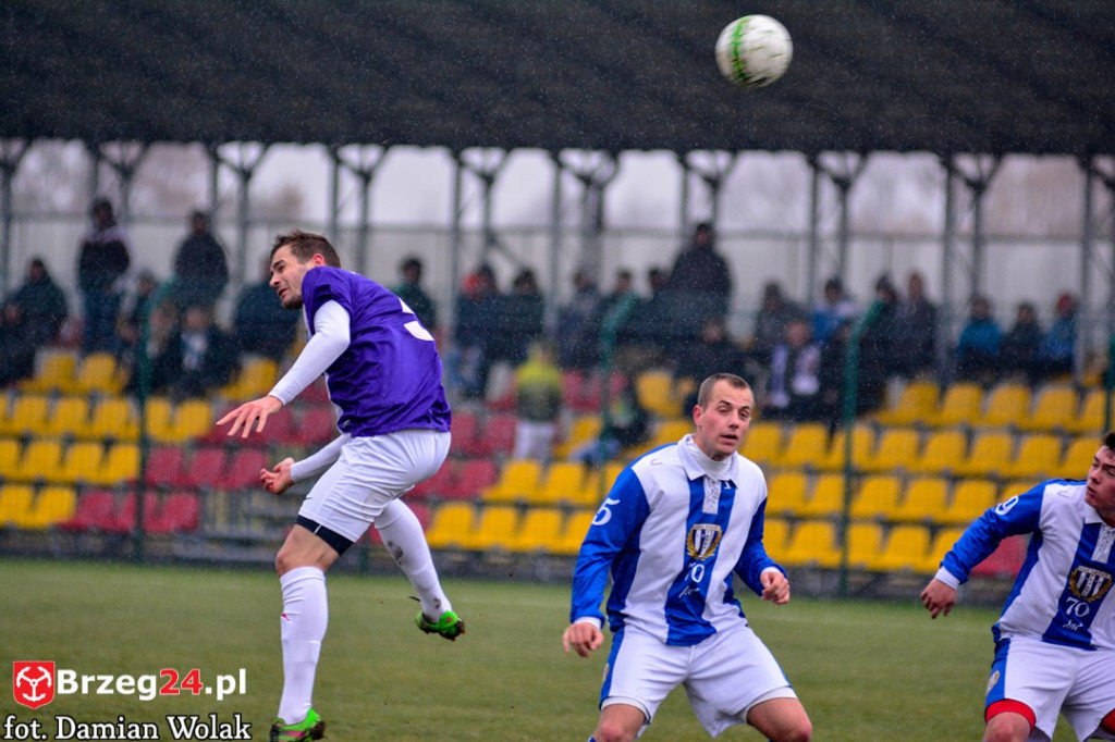 LZS Starowice pewnie pokonuje MKS Prudnik 3:0