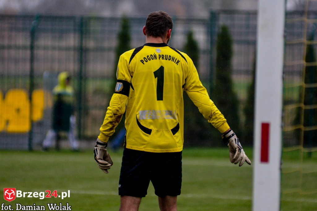 LZS Starowice pewnie pokonuje MKS Prudnik 3:0