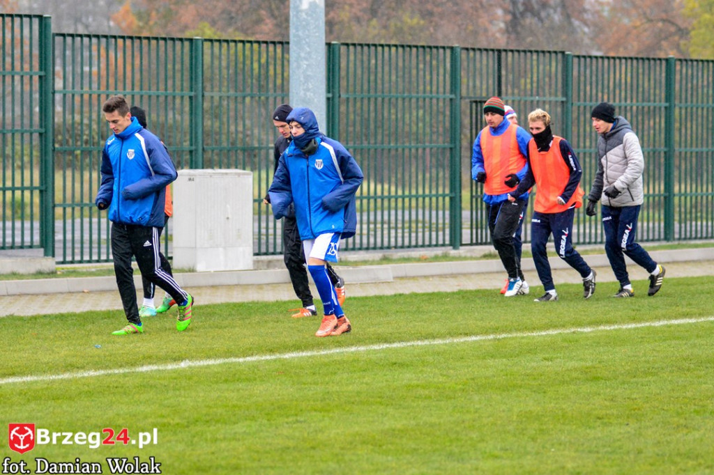 LZS Starowice pewnie pokonuje MKS Prudnik 3:0