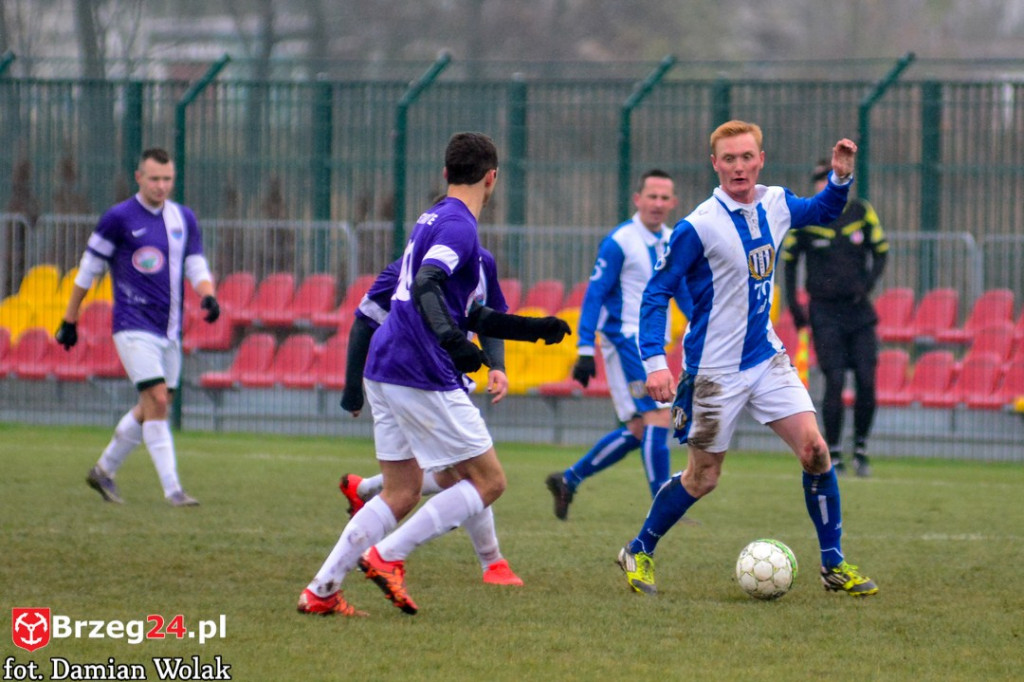 LZS Starowice pewnie pokonuje MKS Prudnik 3:0