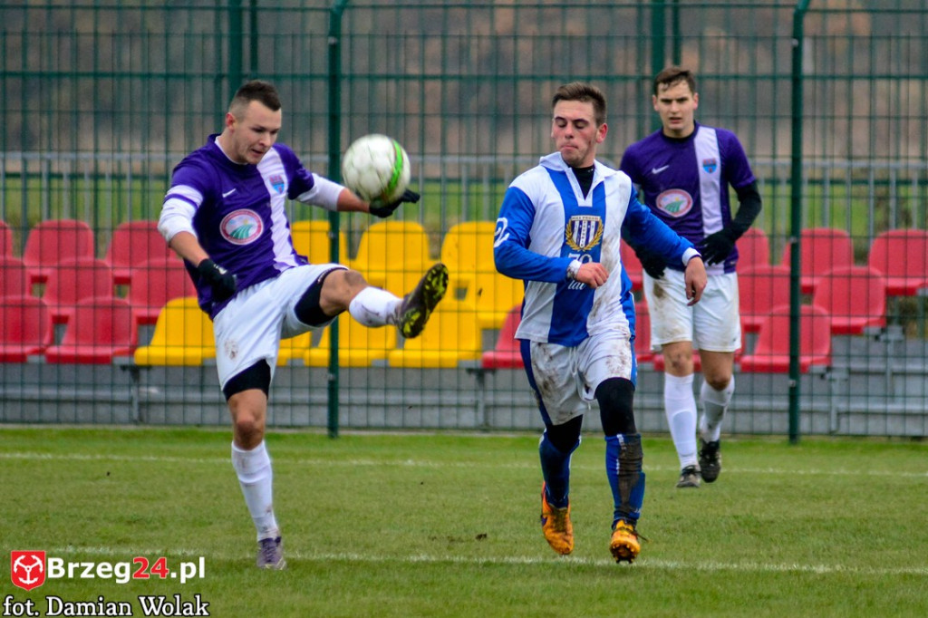 LZS Starowice pewnie pokonuje MKS Prudnik 3:0