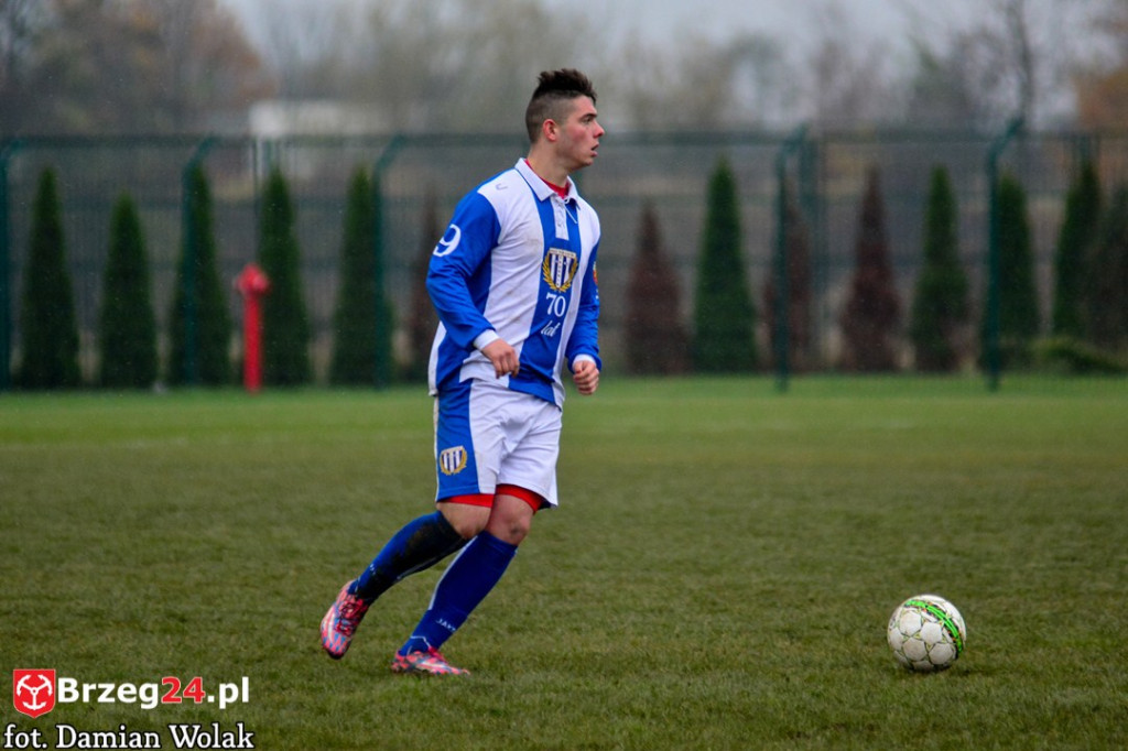 LZS Starowice pewnie pokonuje MKS Prudnik 3:0