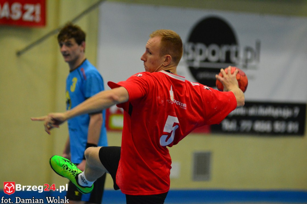 Orlik Brzeg przegrywa w derbach Opolszczyzny z OSIR-em Komprachcice