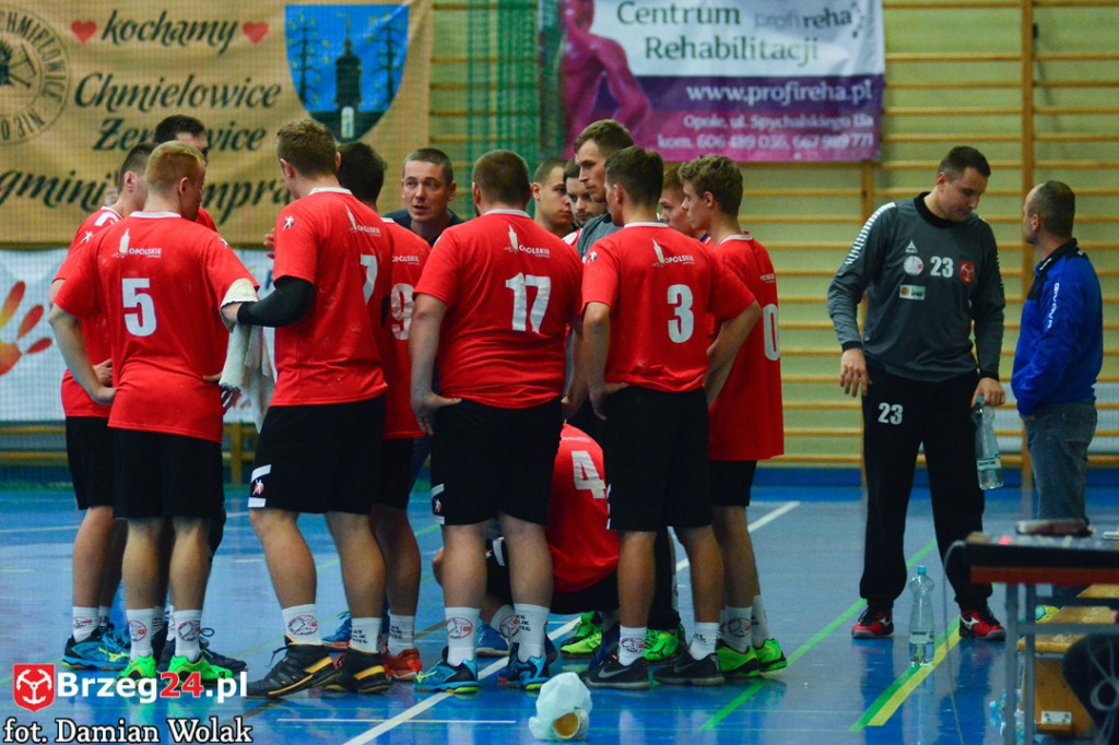 Orlik Brzeg przegrywa w derbach Opolszczyzny z OSIR-em Komprachcice