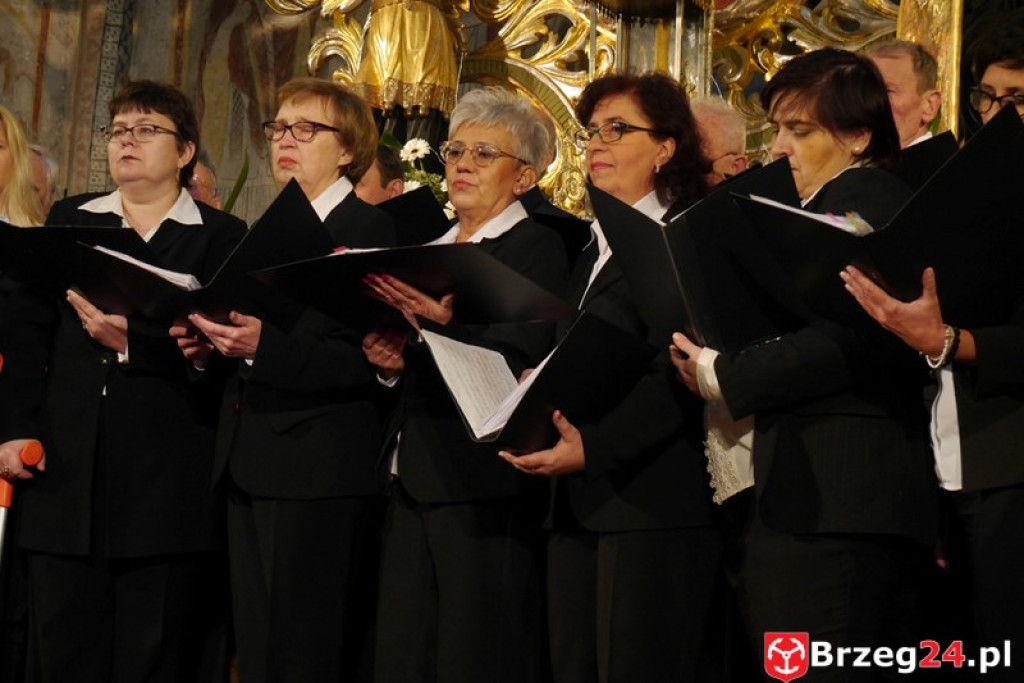 Koncert Laureatów XXI Festiwalu Pieśni Patriotycznej w Pogorzeli [FOTORELACJA i WYNIKI]