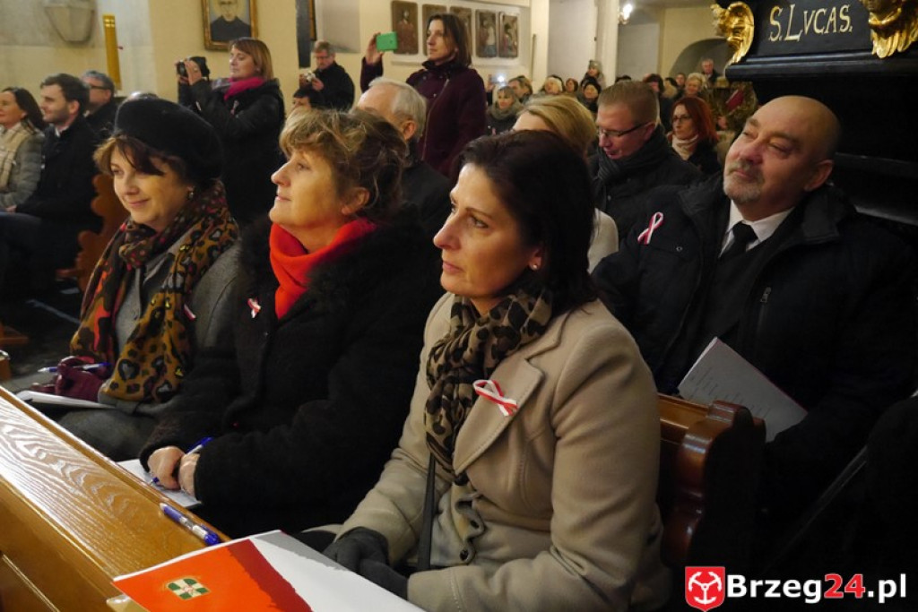 Koncert Laureatów XXI Festiwalu Pieśni Patriotycznej w Pogorzeli [FOTORELACJA i WYNIKI]