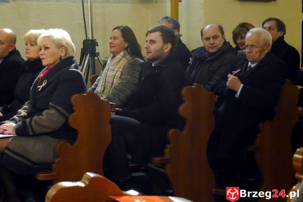 Koncert Laureatów XXI Festiwalu Pieśni Patriotycznej w Pogorzeli [FOTORELACJA i WYNIKI]