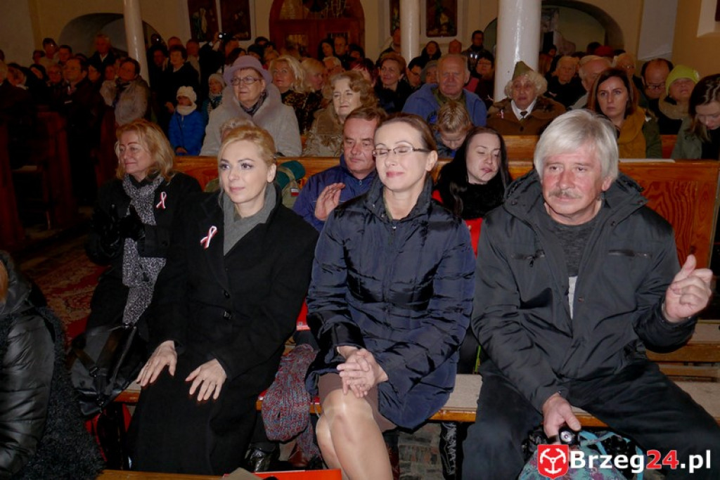Koncert Laureatów XXI Festiwalu Pieśni Patriotycznej w Pogorzeli [FOTORELACJA i WYNIKI]