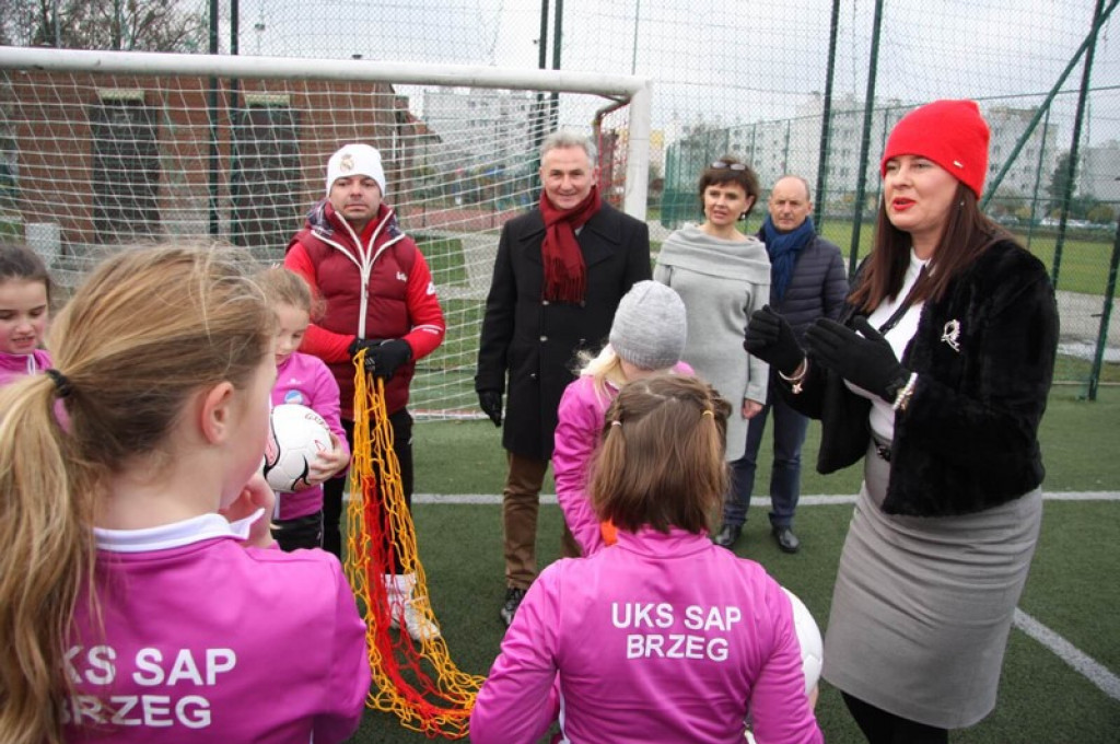 Szczególna wizyta  w Zespole Szkół nr 1 w Brzegu