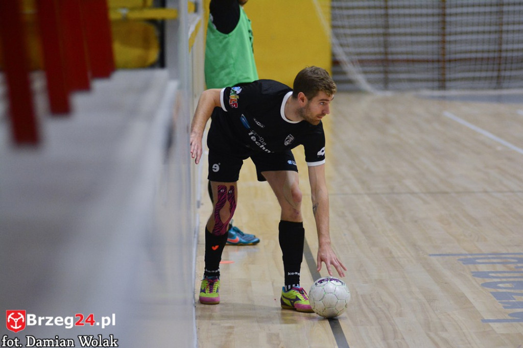 Porażka Gredaru Brzeg z Malwee Łódź