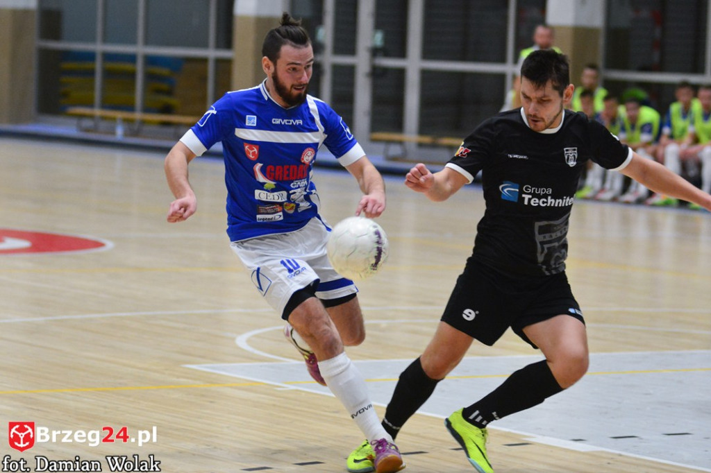 Porażka Gredaru Brzeg z Malwee Łódź