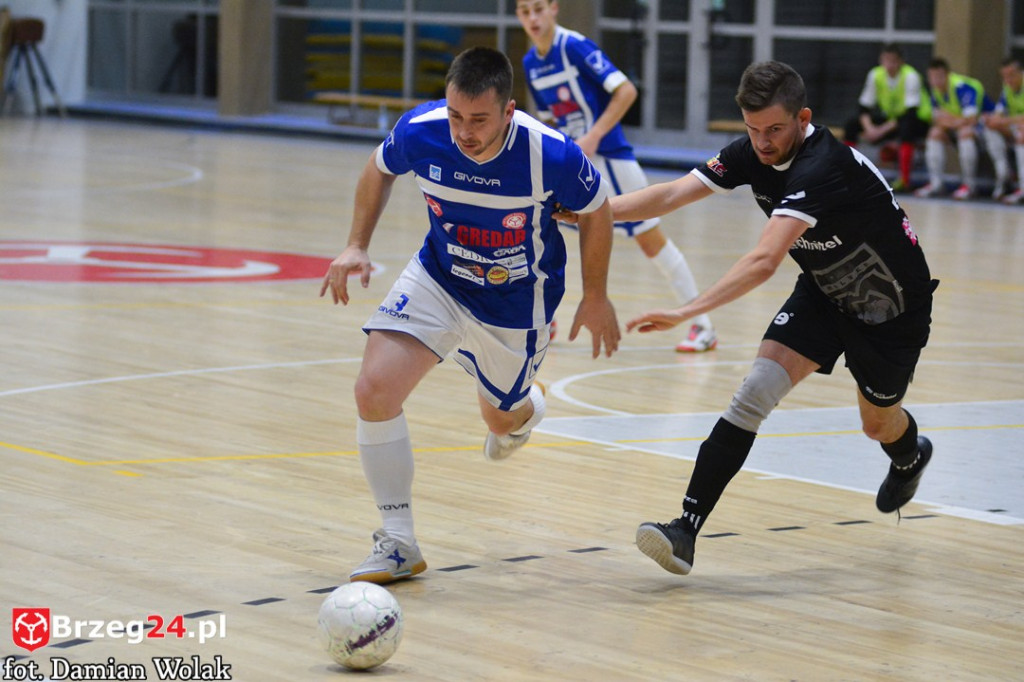 Porażka Gredaru Brzeg z Malwee Łódź