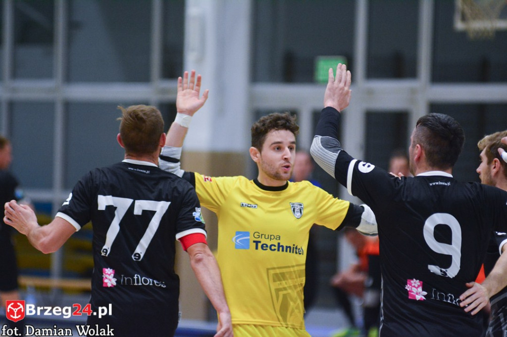 Porażka Gredaru Brzeg z Malwee Łódź