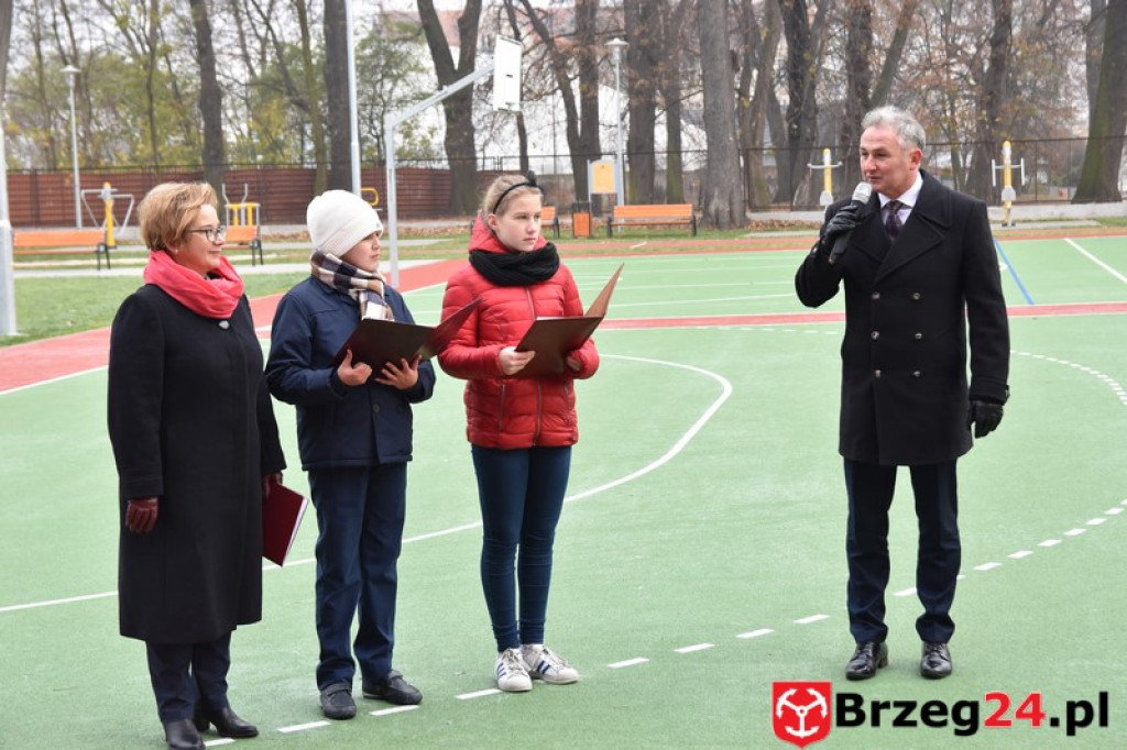 Kompleks sportowy przy Publicznej Szkole Podstawowej nr 5 oficjalnie otwarty