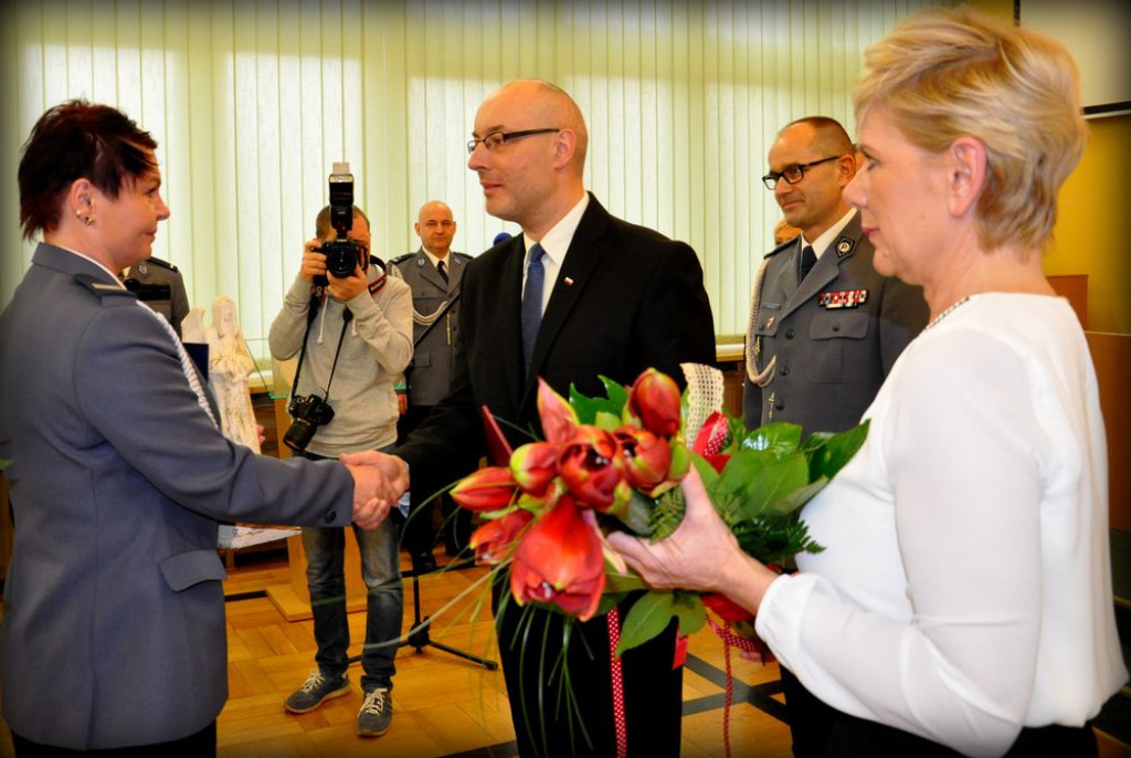 Prezydent RP Andrzej Duda odznaczył brzeskich policjantów medalami