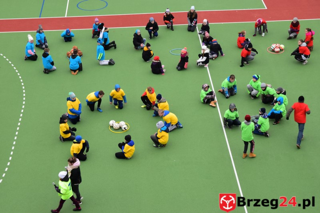 Kompleks sportowy przy Publicznej Szkole Podstawowej nr 5 oficjalnie otwarty