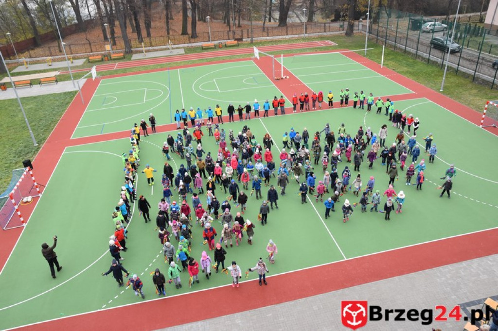 Kompleks sportowy przy Publicznej Szkole Podstawowej nr 5 oficjalnie otwarty