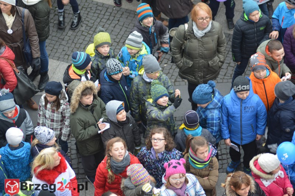 Rekord we wspólnym śpiewaniu pobity! W Brzegu trwają Ogólnopolskie Dni Praw Dziecka