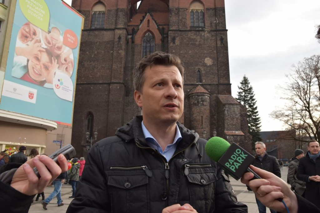 Rekord we wspólnym śpiewaniu pobity! W Brzegu trwają Ogólnopolskie Dni Praw Dziecka