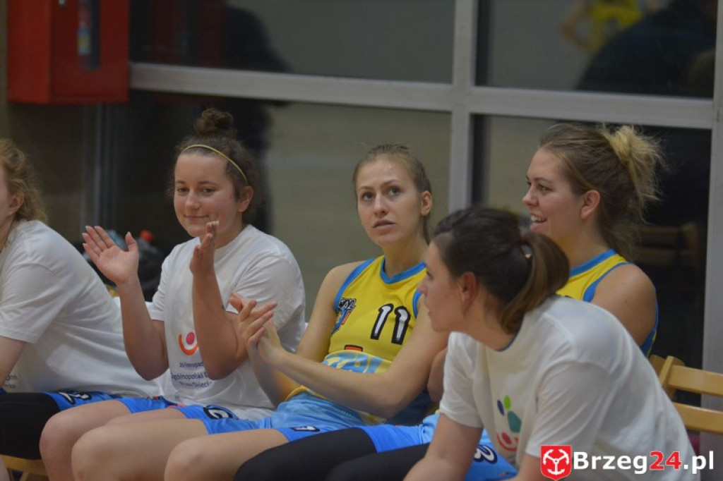 Koszykarki Stali Brzeg pewnie pokonują AZS Poznań [FOTORELACJA]