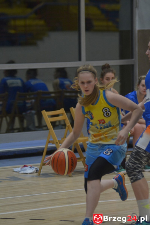 Koszykarki Stali Brzeg pewnie pokonują AZS Poznań [FOTORELACJA]