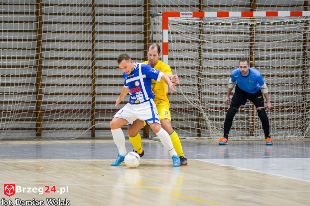 Gredar przegrywa z liderem - SRS Gwiazda Ruda Śląska