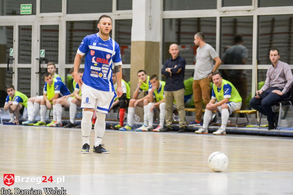 Gredar przegrywa z liderem - SRS Gwiazda Ruda Śląska