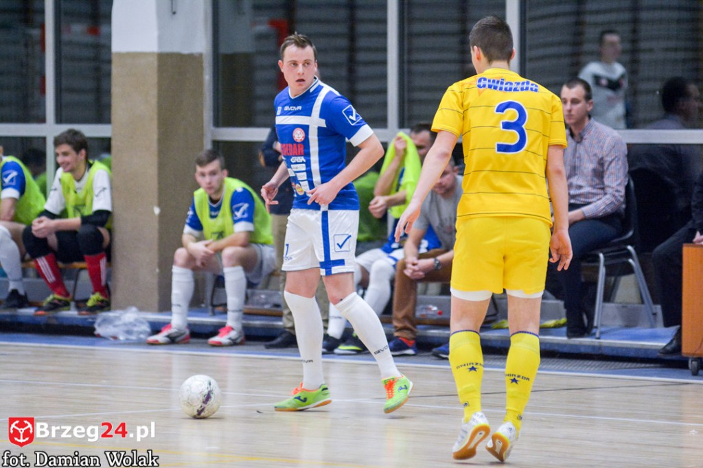 Gredar przegrywa z liderem - SRS Gwiazda Ruda Śląska