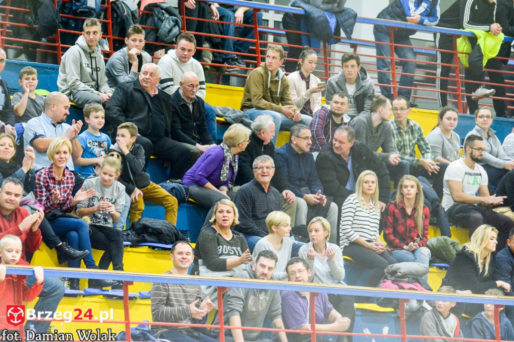 Gredar przegrywa z liderem - SRS Gwiazda Ruda Śląska