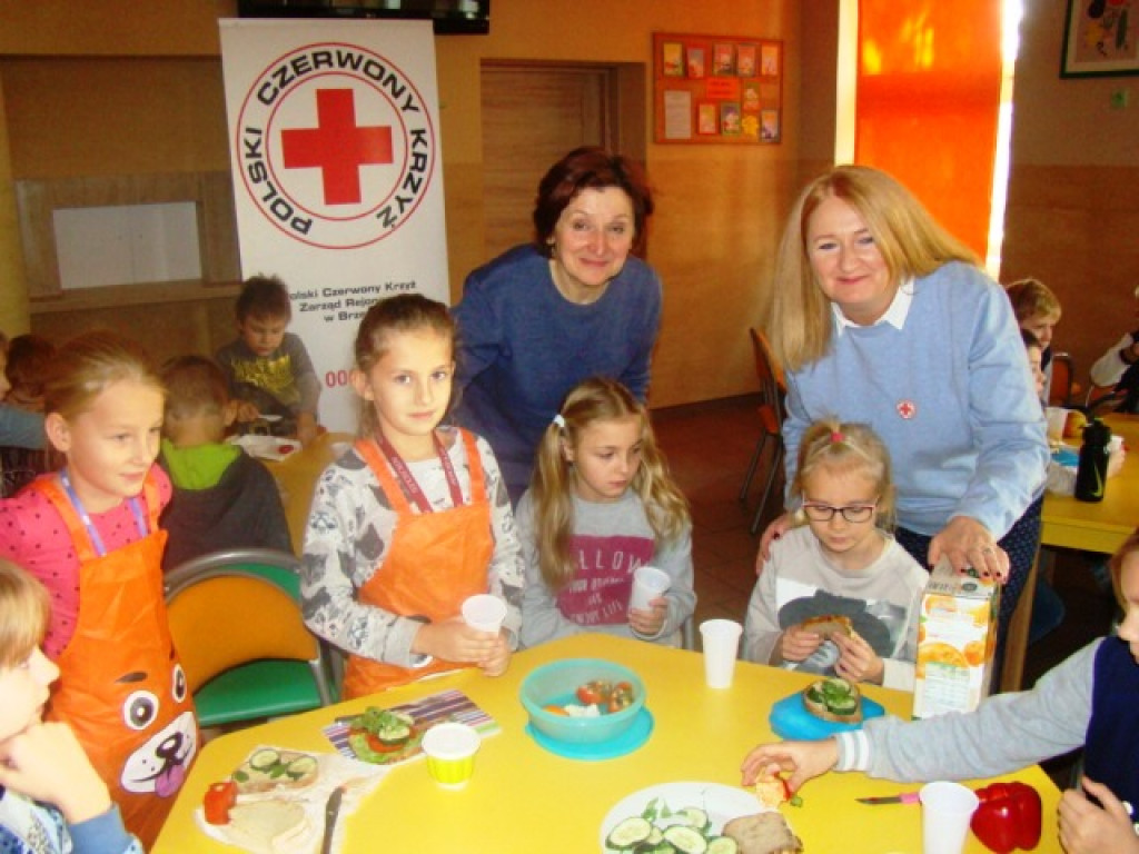 8 listopada - Dzień Zdrowego Śniadania w PSP w Łosiowie