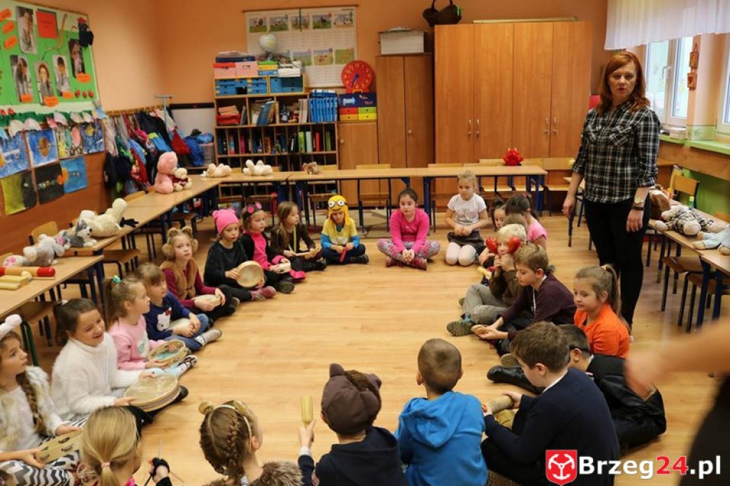 Obchody Dnia Pluszowego Misia w Ósemce