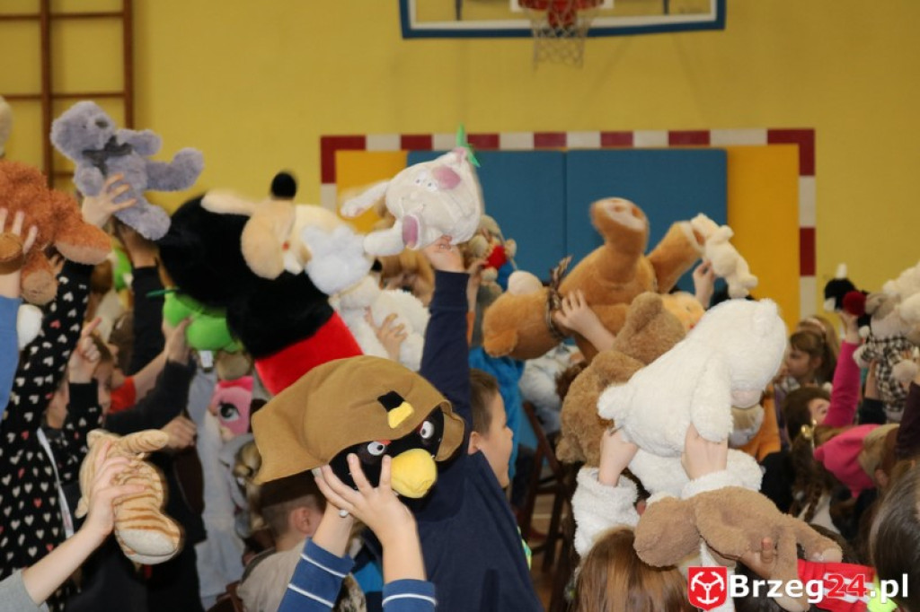 Obchody Dnia Pluszowego Misia w Ósemce